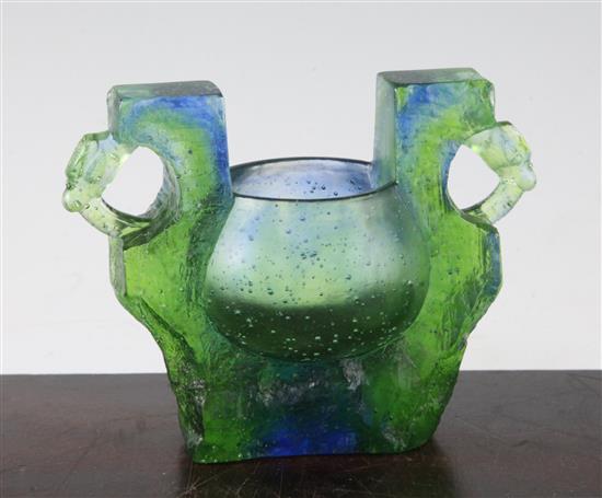 A New Workshop pate-de-verre two handled vase, by Loretta Yang, c.2000, width 15cm, together with box